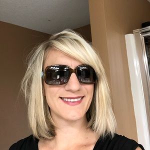 Meet your Posher, Zilha